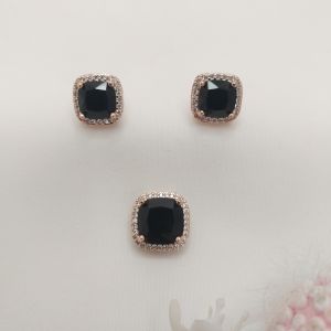 Midnight Charm Square Set