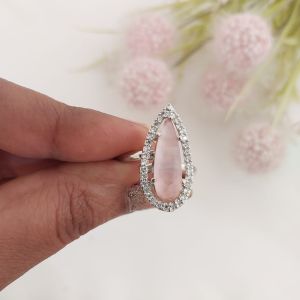Petal Glow Teardrop Ring